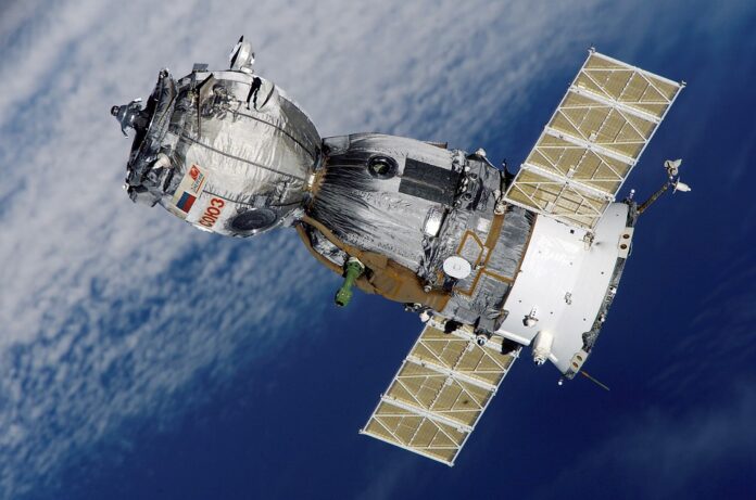  Satellite Technology